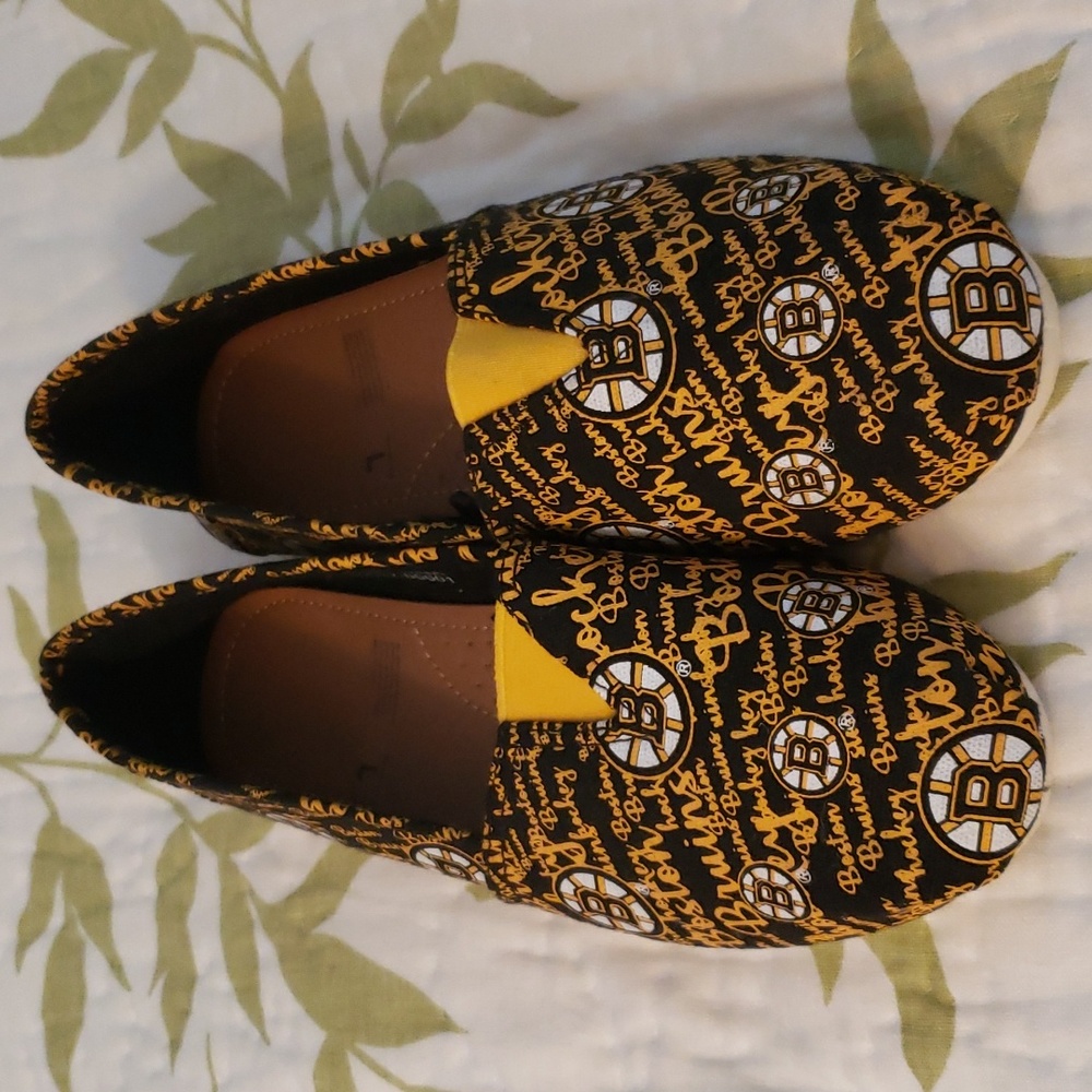 Boston Bruins shoes